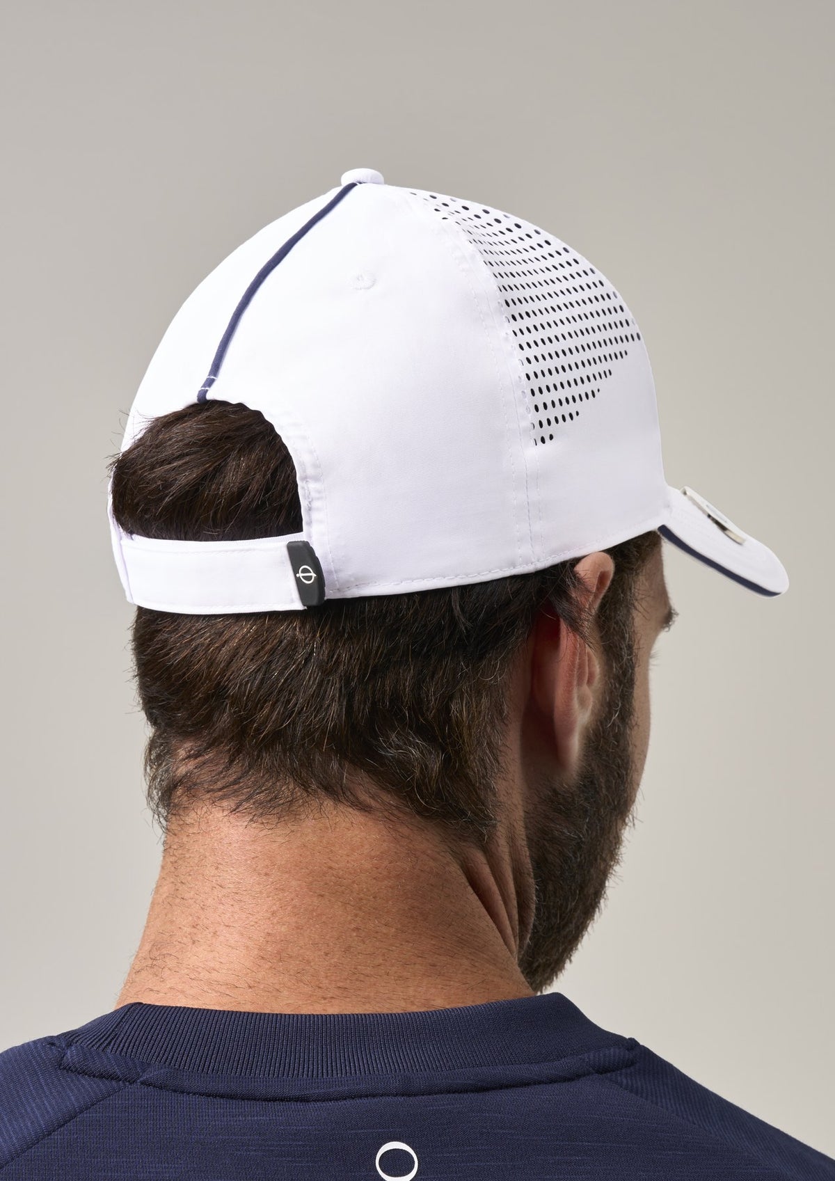 OJCAP0298_HORNSEY_CAP_WHITE_MODEL_02
