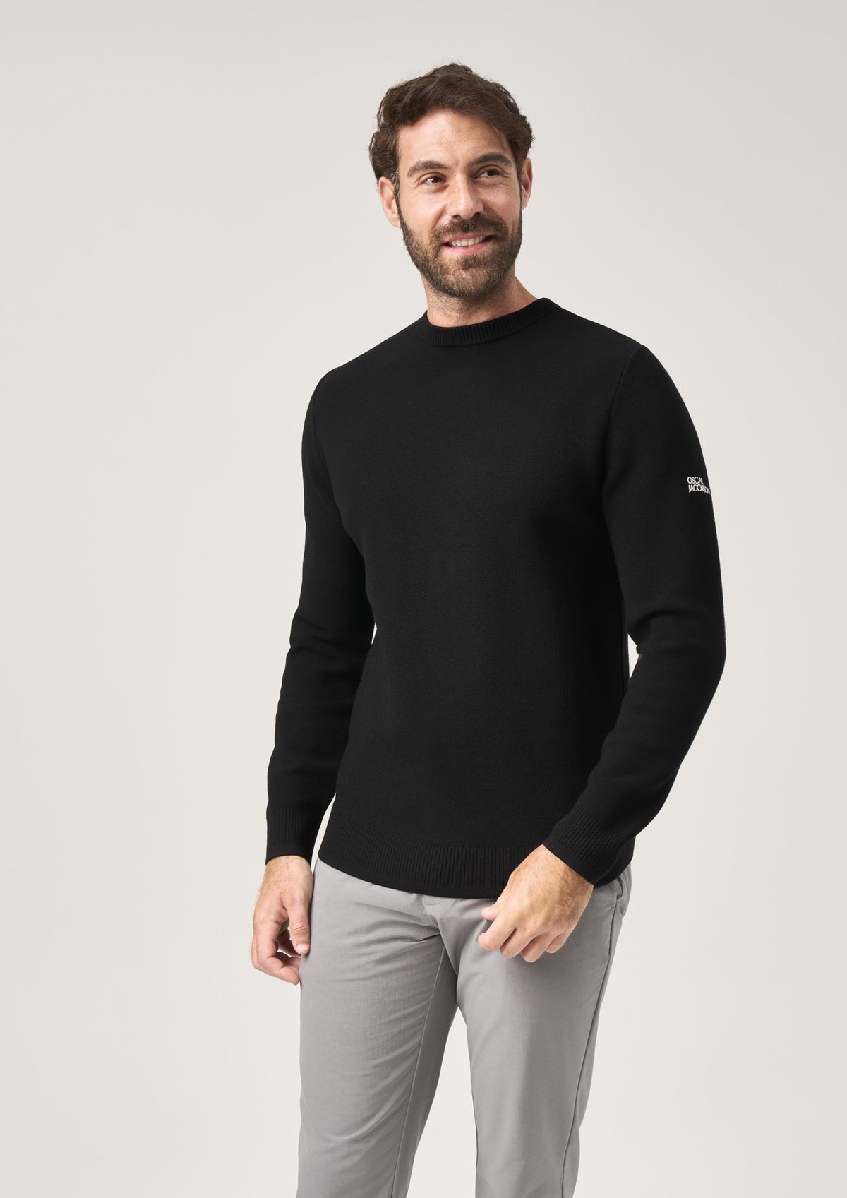 OJKNT0319_BLACKWELL_BLACK_MODEL_01