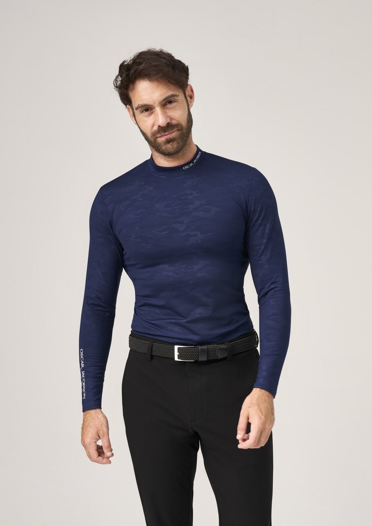 OJTOP0159_HAMPTON_NAVY_MODEL_01