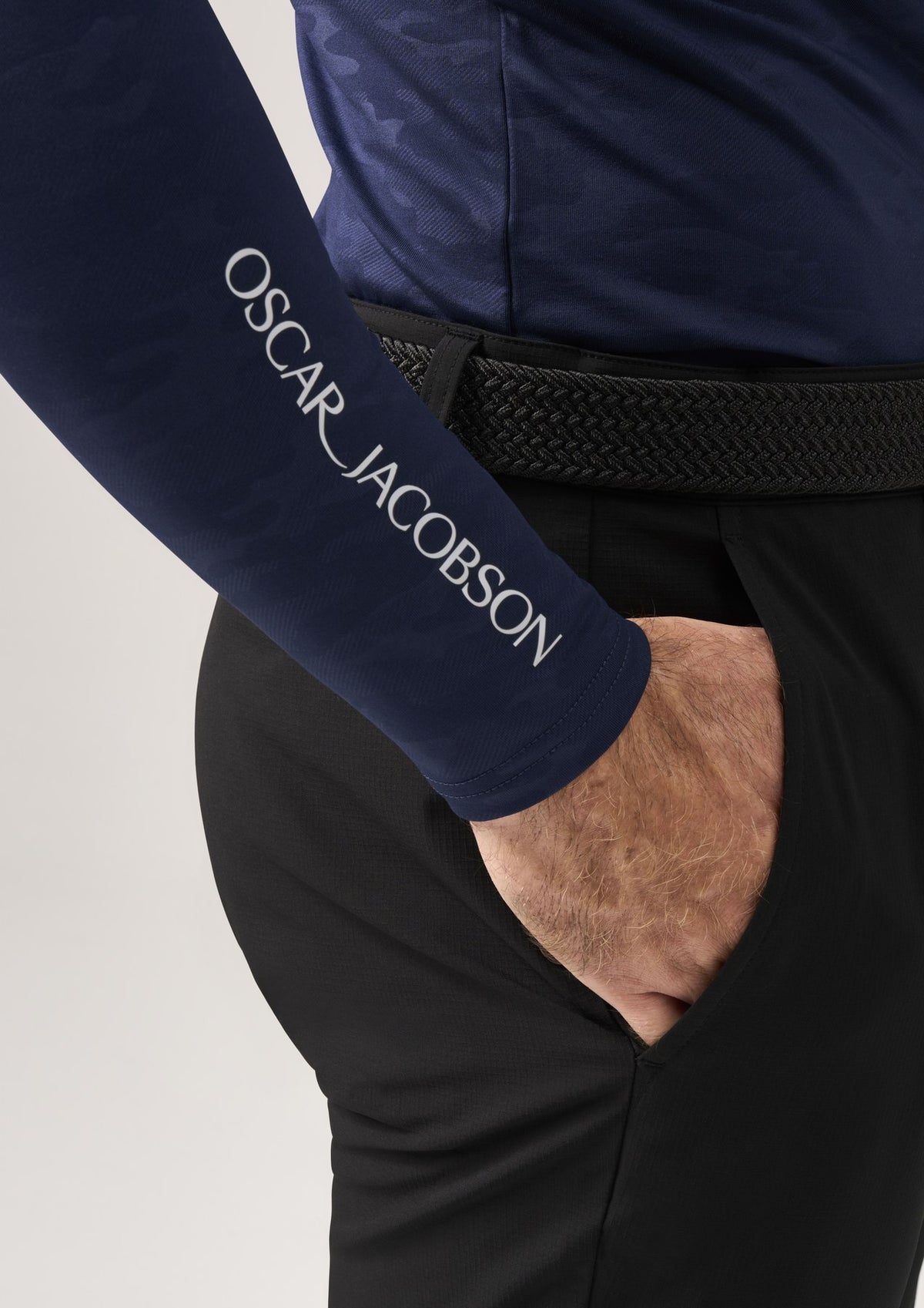 OJTOP0159_HAMPTON_NAVY_MODEL_04
