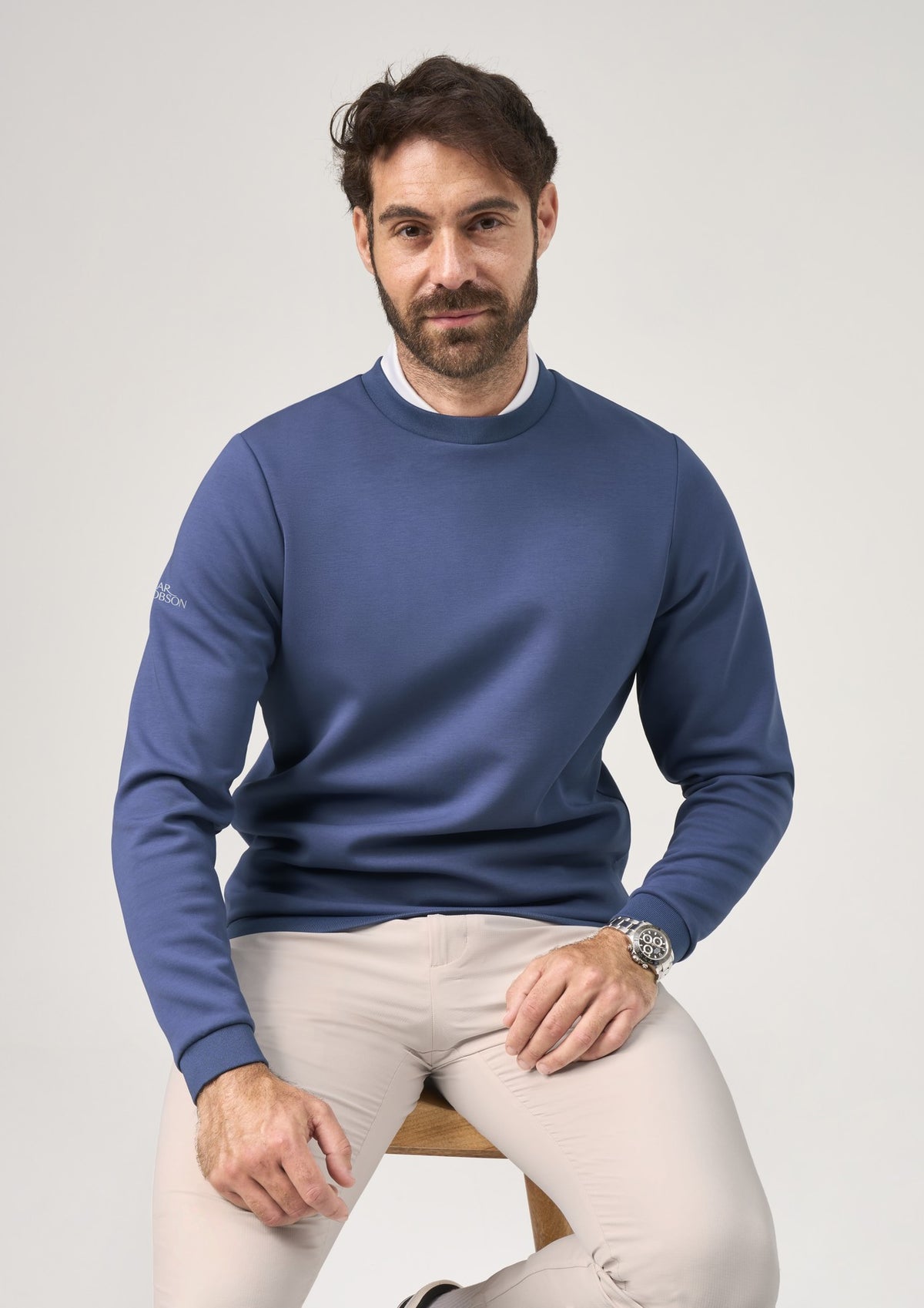 OJTOP0289_JOHNSTONE_SAVOY_BLUE_MODEL_03