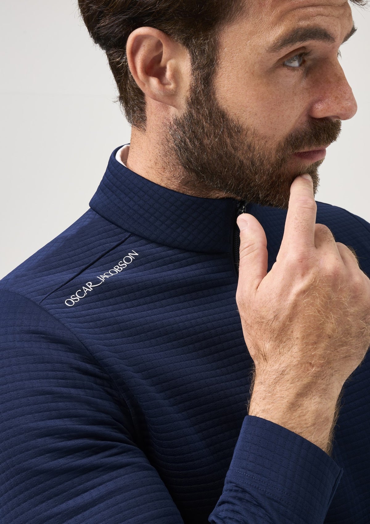 OJTOP0359_WAITE_NAVY_MODEL_03