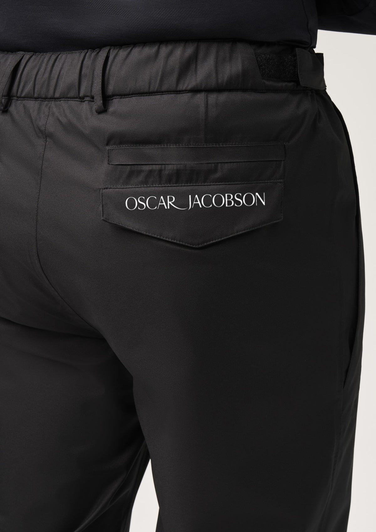 OJTRS0390_PATERSON II_BLACK_MODEL_03