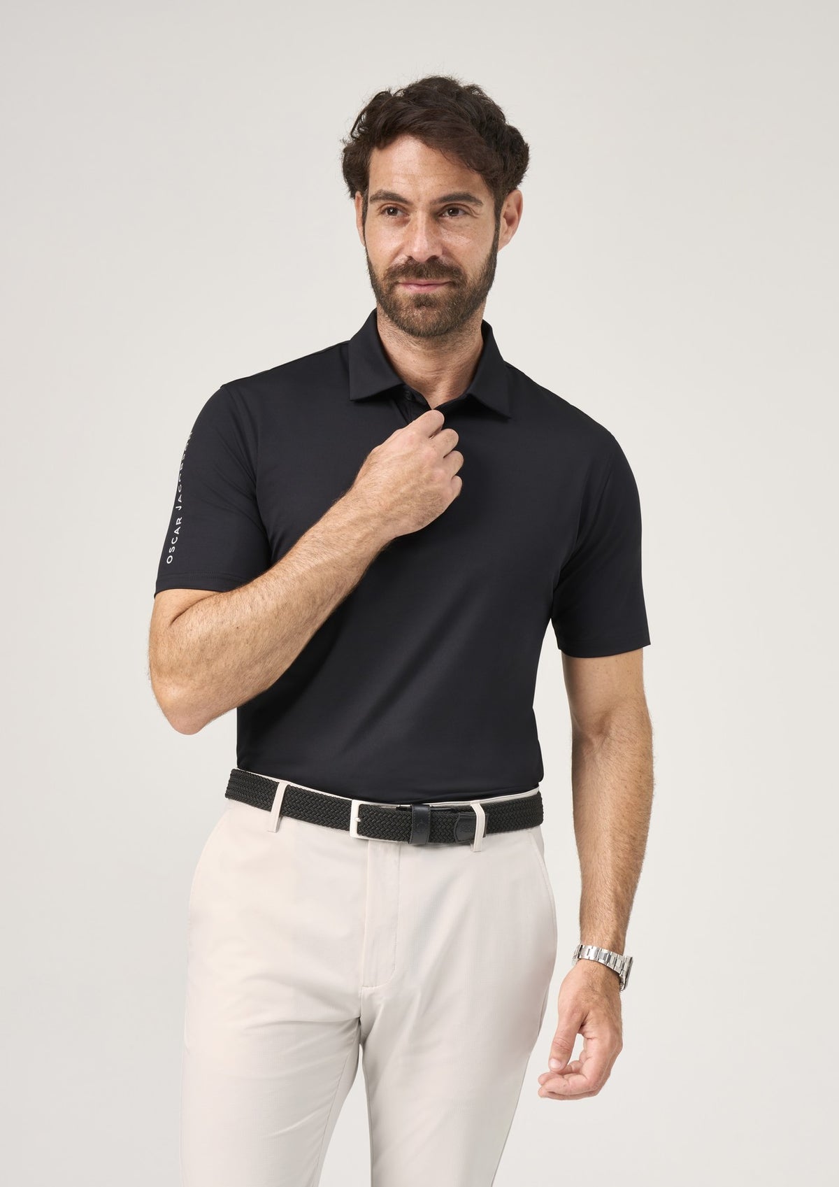 OJTS0244_BULLOCK_BLACK_MODEL_01